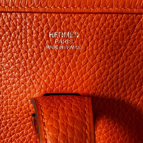 🦄Hermes Evelyne III 🦄in fire orange taurillon clemence leather PM - Picture 11 of 15